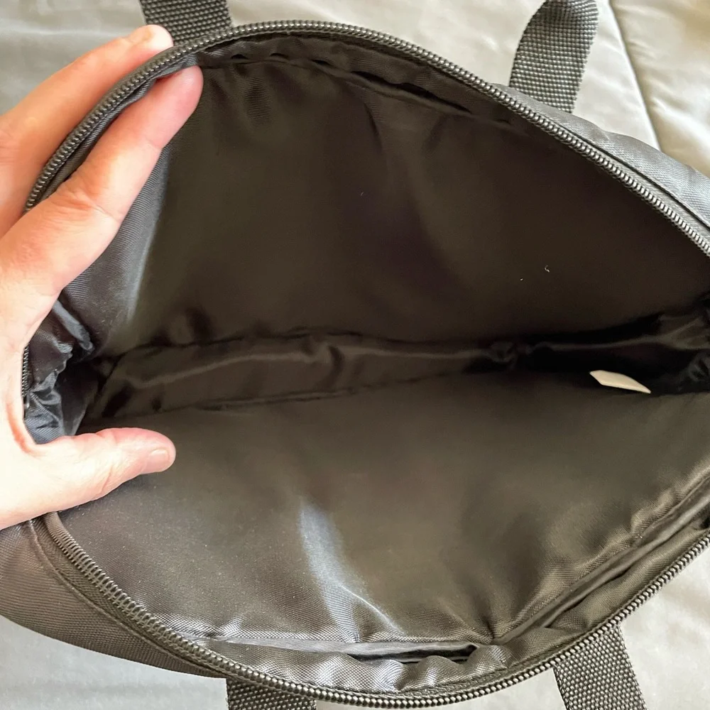 Case Logic tablet bag carrying case